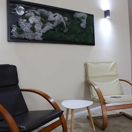 Unique & Modern * 티라나