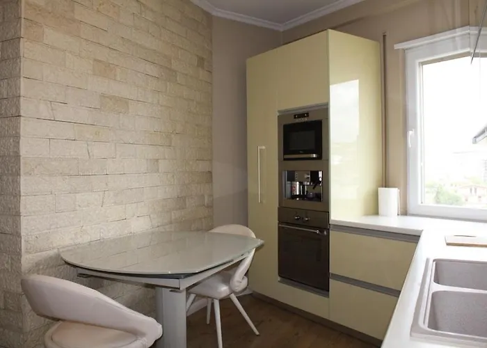 Unique & Modern Apartment *