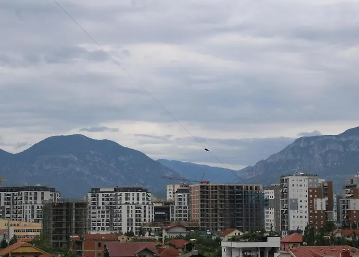 Apartment Unique & Modern